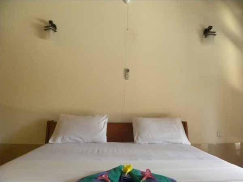 Malino Homestay Gili Trawangan Exterior foto
